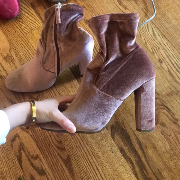 Steve Madden Shoes - Velvet pink booties